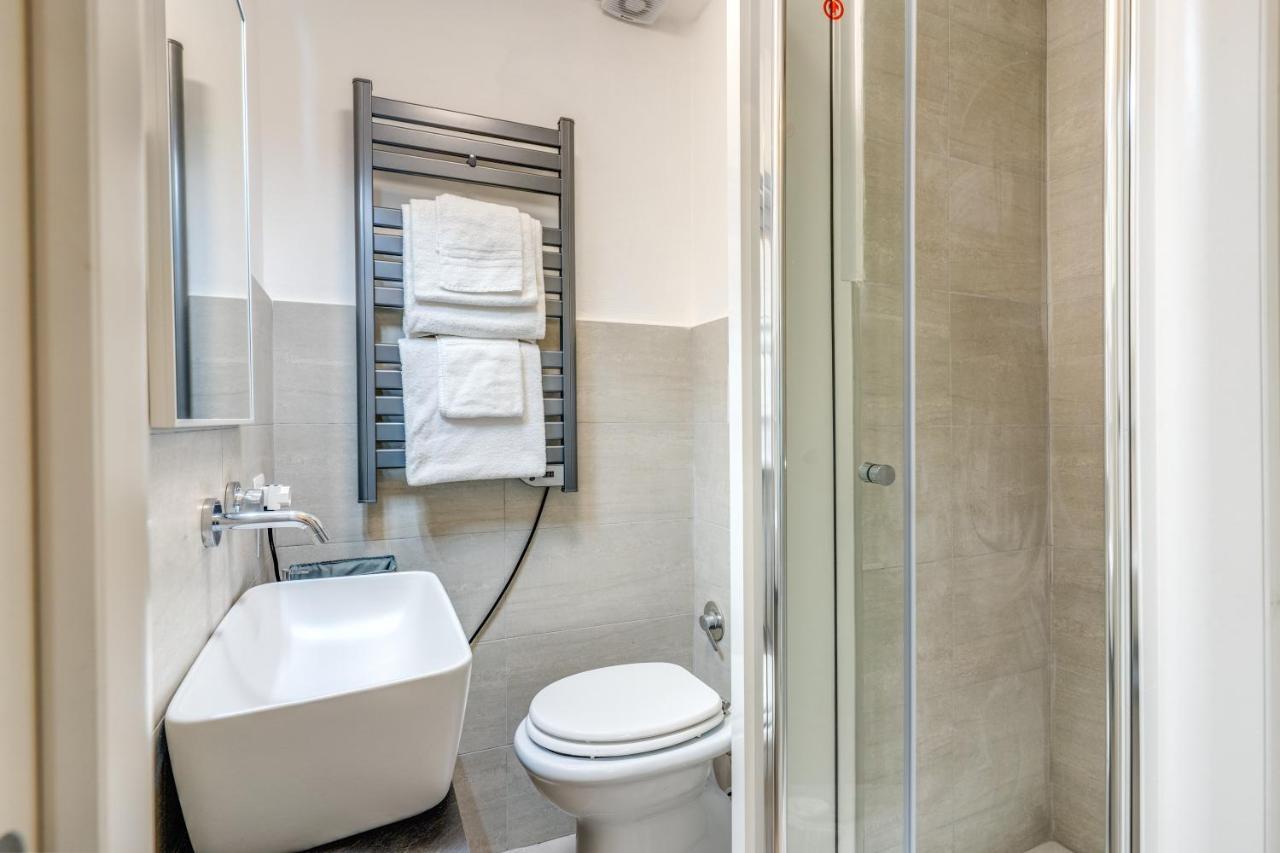 Studio Artis Piazza Di Spagna Рим Екстериор снимка